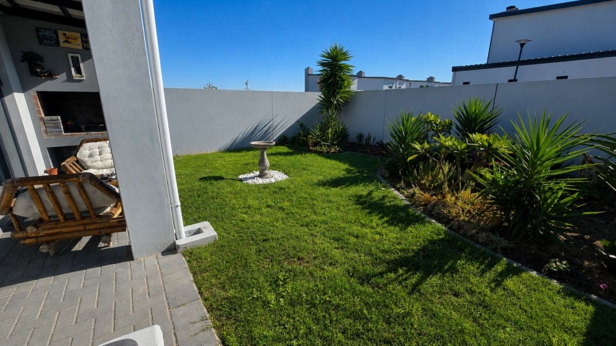 3 Bedroom Property for Sale in Zonnendal Western Cape